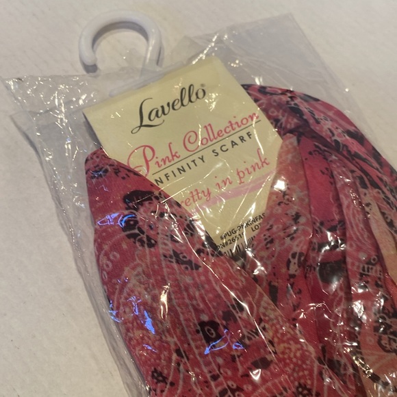 NWT Bundle of 3 Infinity Scarves - Picture 6 of 7